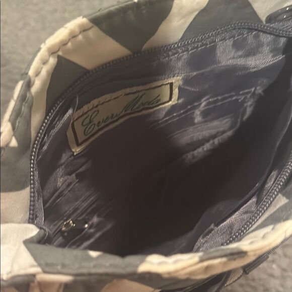 Ever Moda Chevron Patterned Cream and Gray Women's Bag Crossbody Purse M Initial - Picture 8 of 9